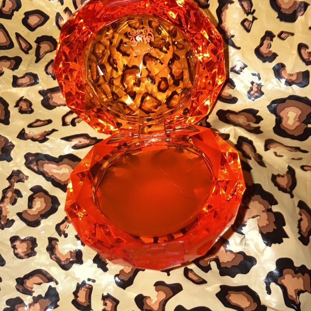 🆕Malibu Glitz fruity lip balm